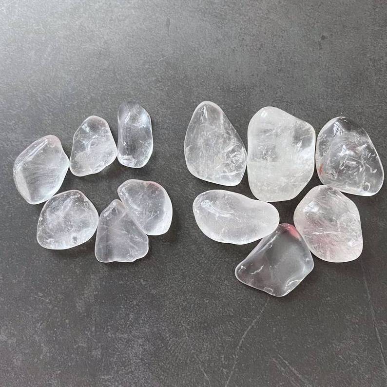 Premium Quality Clear Quartz Tumbled Stones Wholesale Clear Quartz Crystal Tumble Stones Polished Clear Quartz Healing Stone