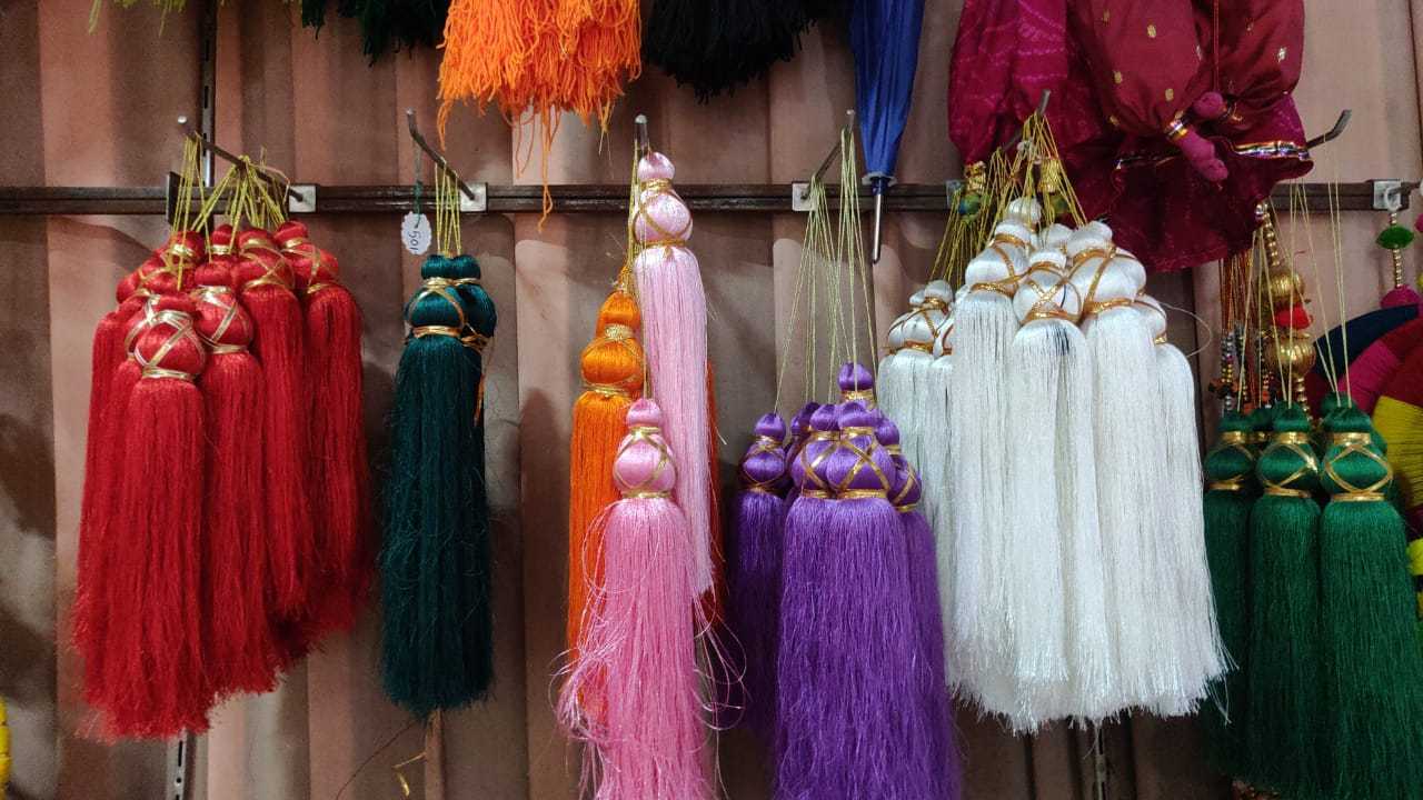 Silk Tassels Indian Wedding Decoration Party Backdrop Door Hangings Pom Pom Tassels Mehndi Decorative Tassel Fringe Decorations