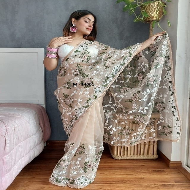 Best Selling Cotton and rayon Fabric Women Silk Saree for Party and Wedding Wear Available at Affordable Price From India