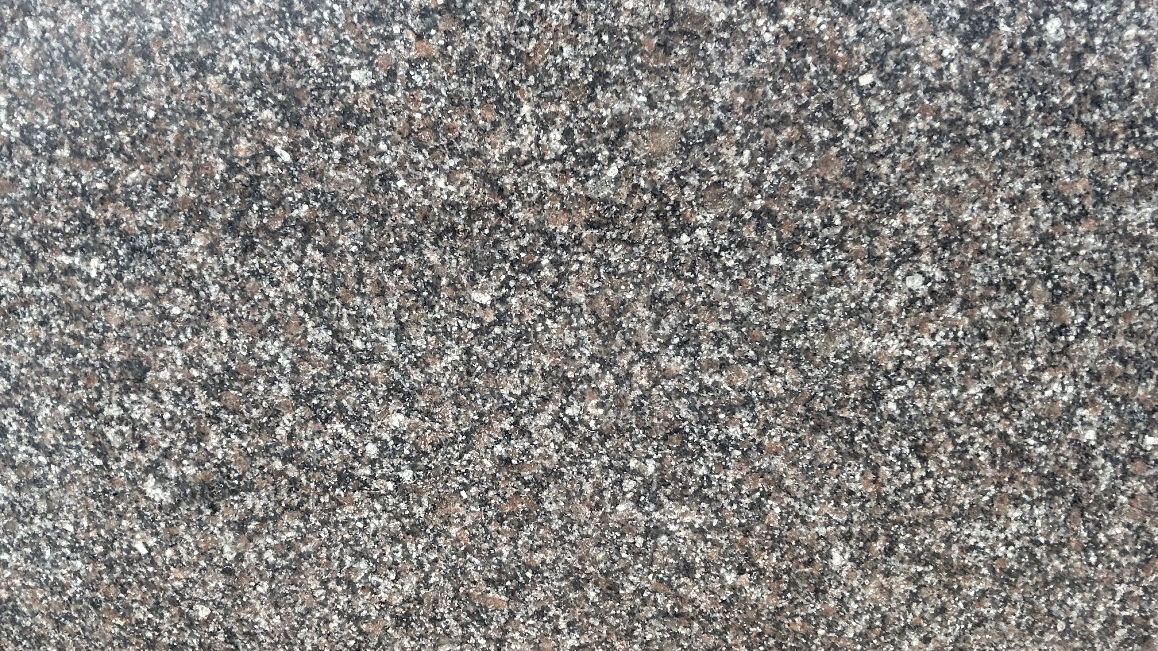 Direct Factory Supply Customized South Cherry Brown Granite Slab Uses in Wall and Floor Cladding at Budget Friendly Cost India