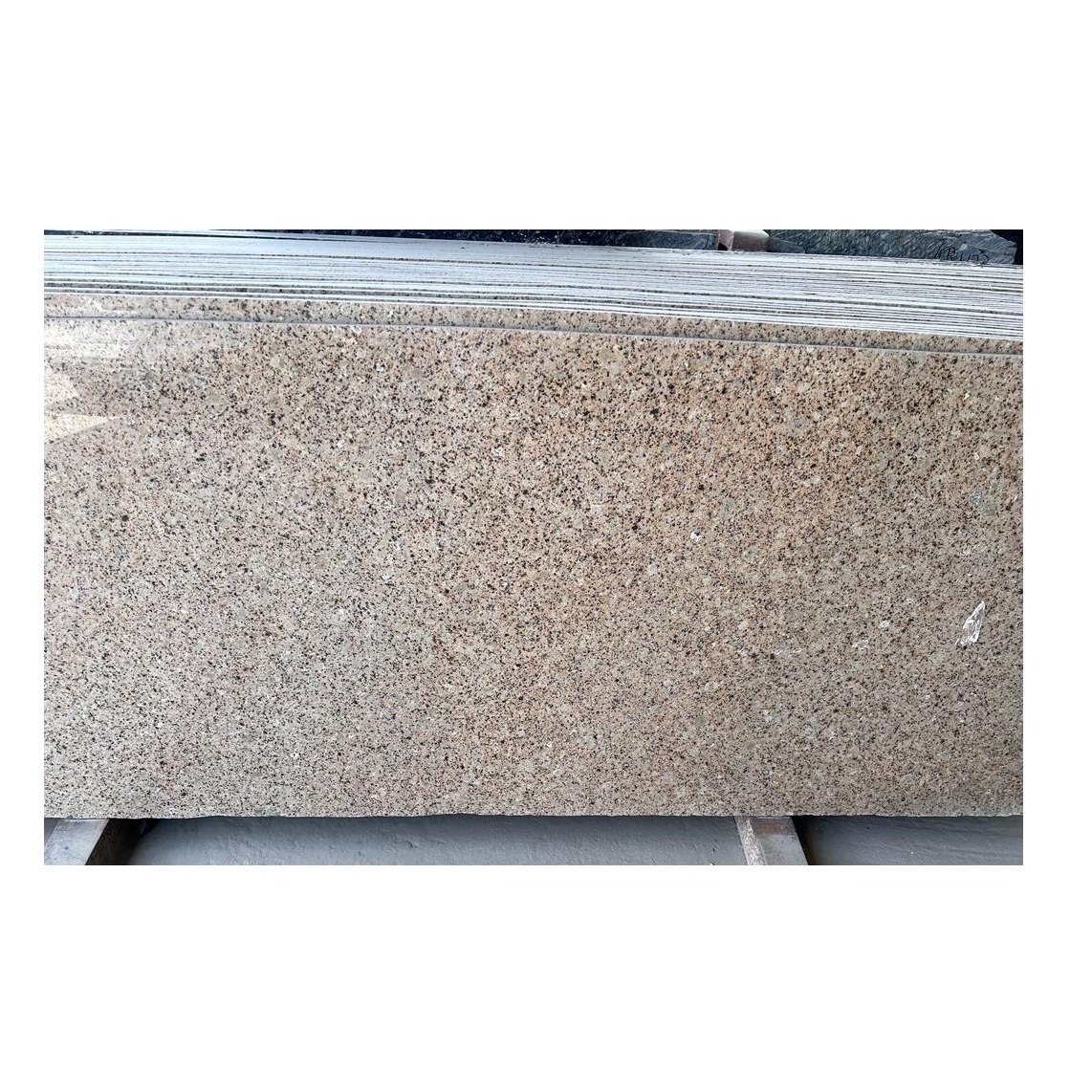 Most Selling Yellow Gold Granite Used as Kitchen Countertops Gold Granite Slab for Worldwide Exporter and Supplier