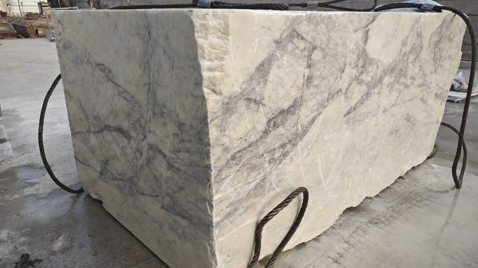 Luxurious Design Natural Stone Banswara White Marble Blocks for Interior Wall and Floor Decoration from India