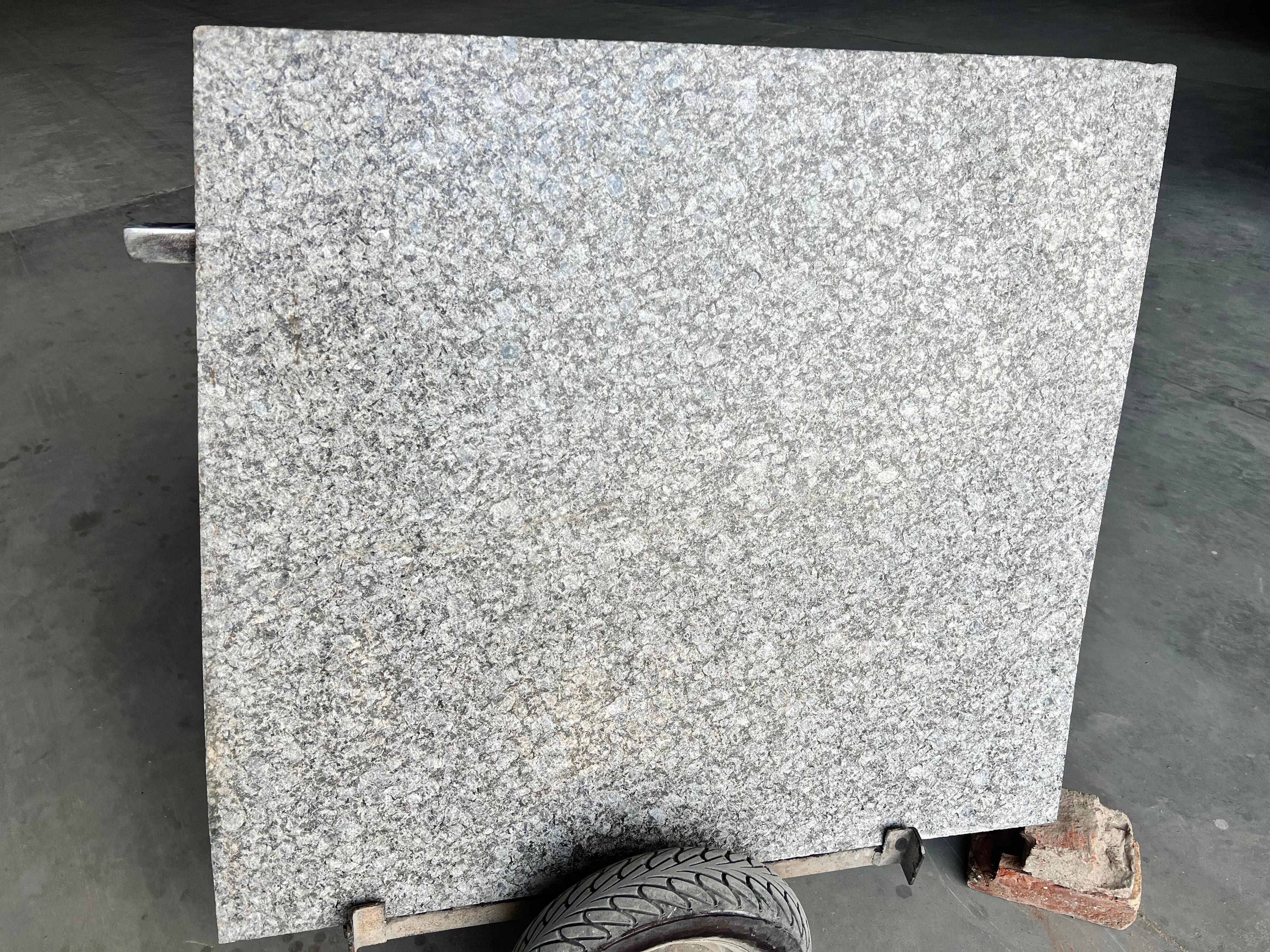 High On Demand Oceanic Blue Polished Flamed Granite Slab for Wall and Floor Decoration from India Export