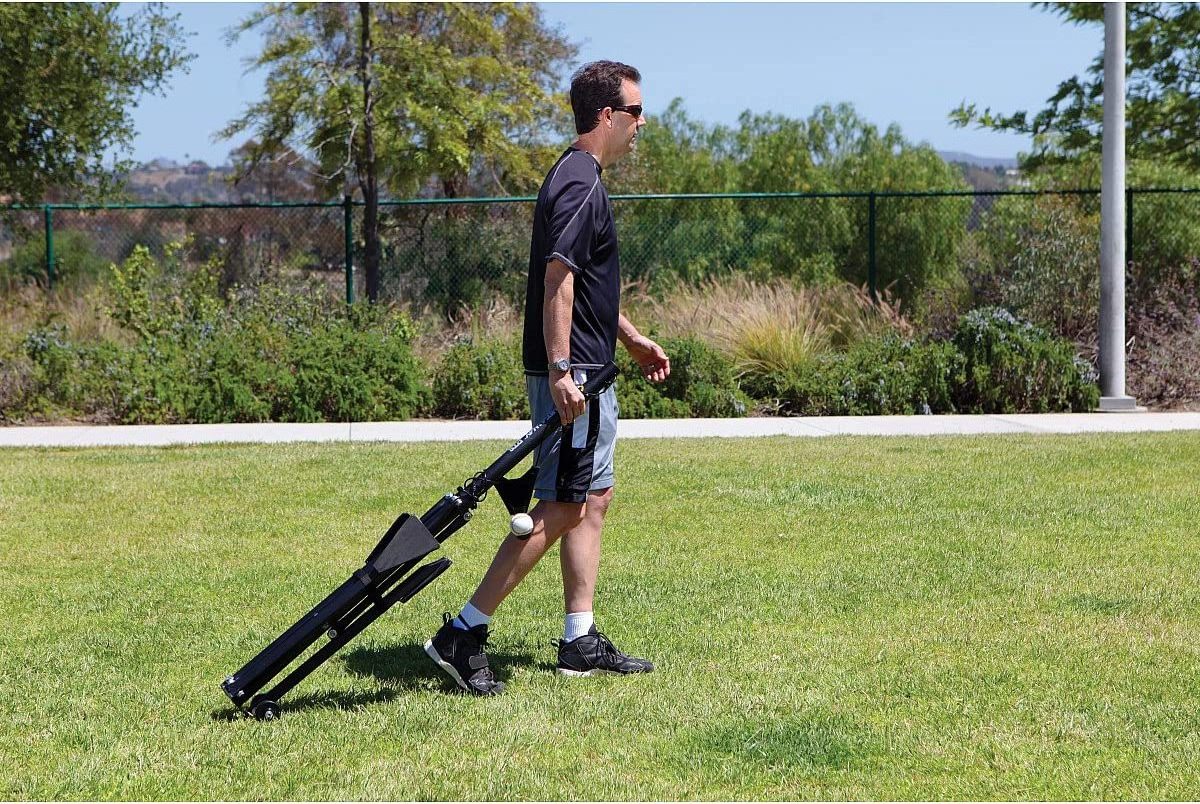 Factory Price Popular Portable Baseball Training Station Baseball Swing Trainer Outdoor With Stand