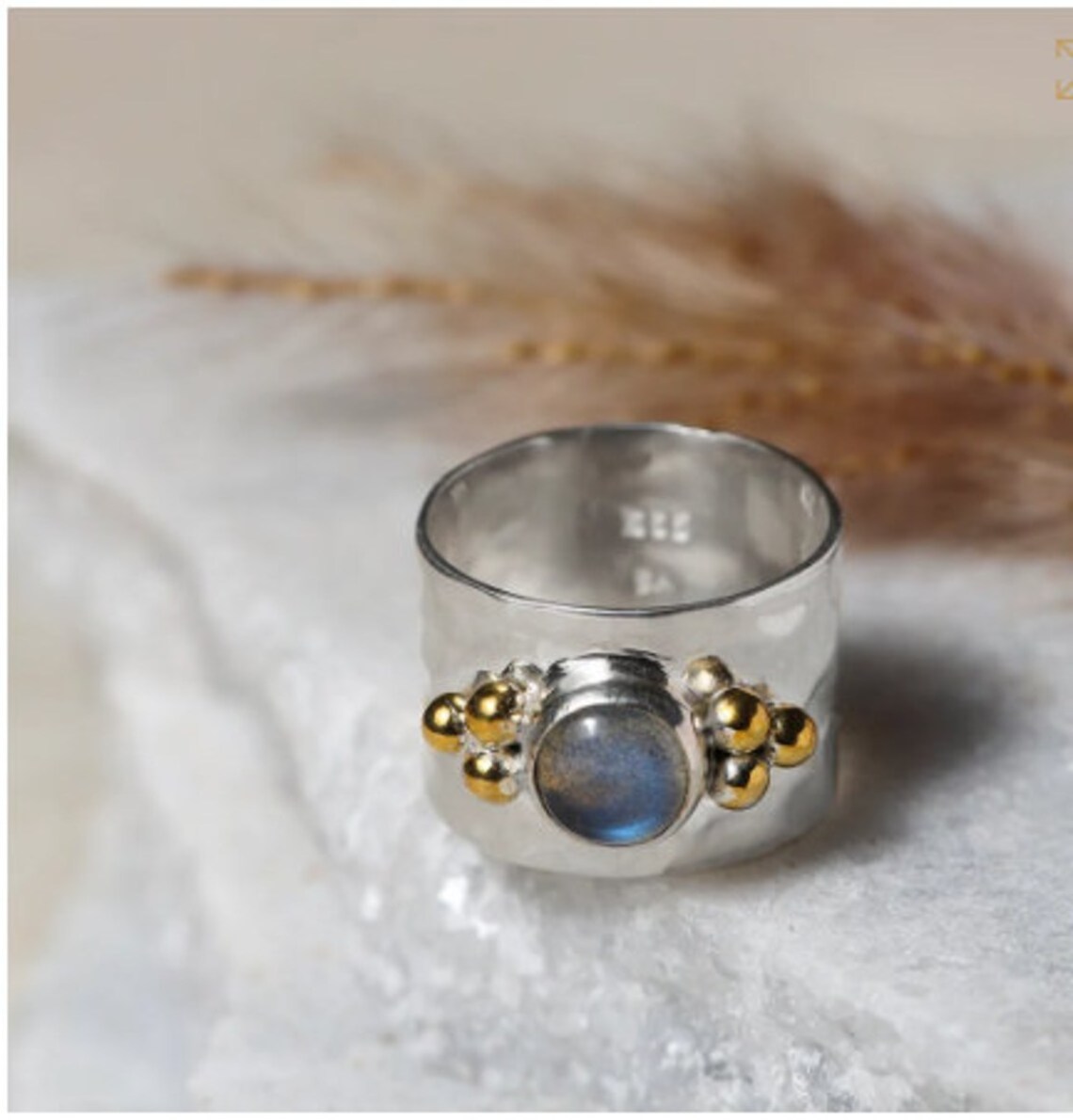 Good Quality Trendy Handmade Gemstone Sterling Silver Statement Round Labradorite Ring For Women For Wholesale Factory Price