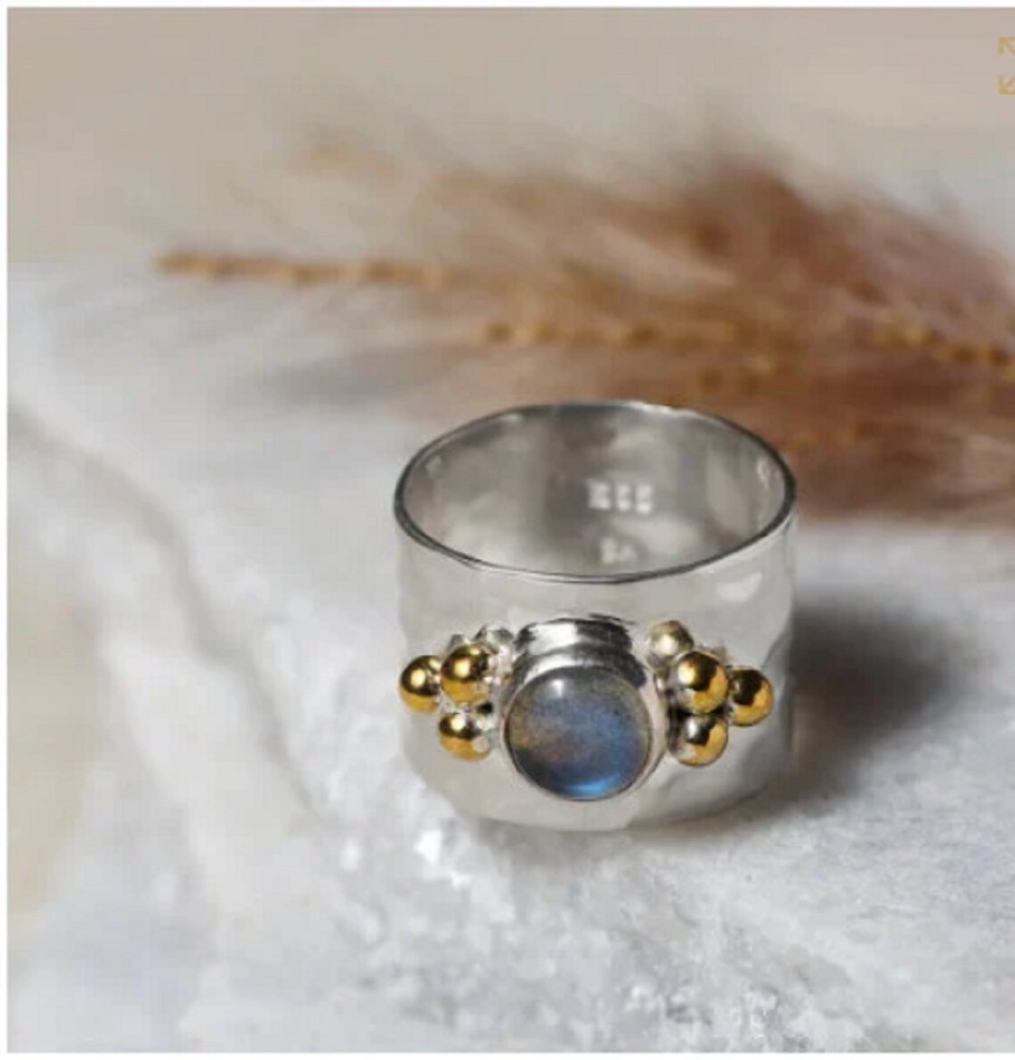 Good Quality Trendy Handmade Gemstone Sterling Silver Statement Round Labradorite Ring For Women For Wholesale Factory Price