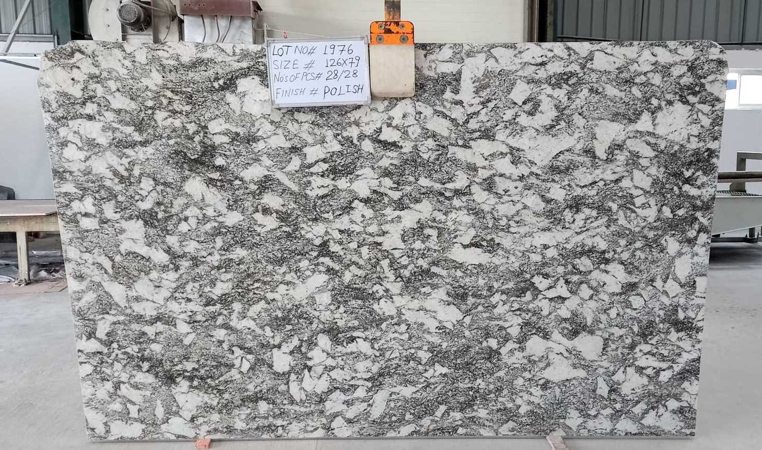 High Polished Cloudy White Granite Slab Stone for Kitchen Countertops and Bathroom Decoration from Indian Supplier