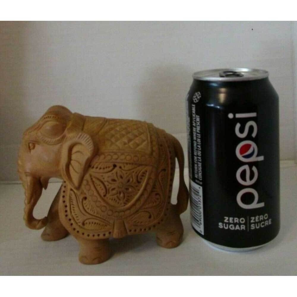 Indian Manufacturer Best Price Wholesale Vintage Hand Crafted Ornately Carved Wood Blonde Wood Elephant Figure Figurine 4 Inch