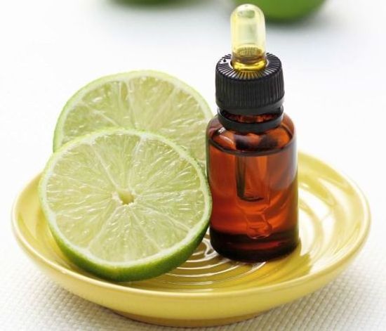 Wholesale Lime Essential Oil High Quality and Concentrated Aroma for Perfumes Aromatherapy and Other Uses