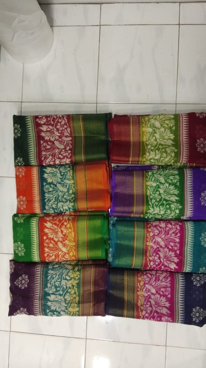 custom made brocade  sarees made from pure cotton  fabrics for making women's clothing in saree