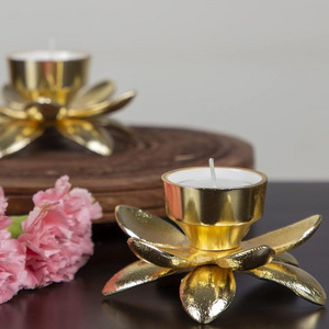 Homes Gold Blooming Lotus Candle Holder Tea Light Candle Holders Tea light for home decoration handmade gold candle votive