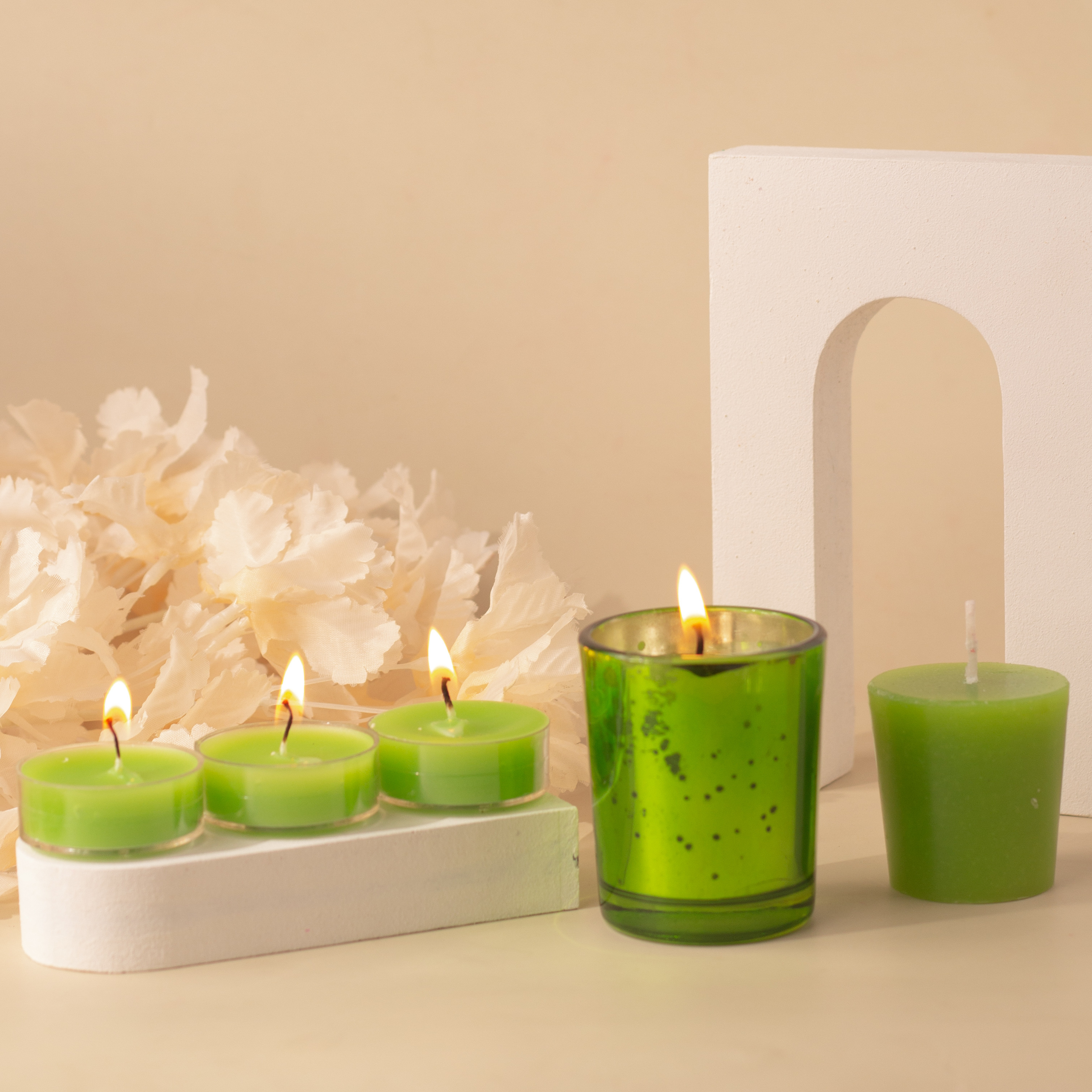 AuraDecor Aromatherapy Gift Set Comes With 1 Mercury Jar , 2 Scented Votive Candle & 3 Scented Acrylic tealight