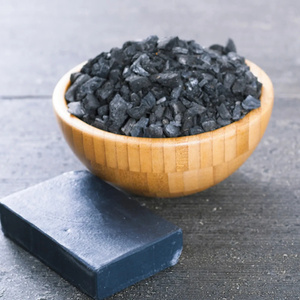 High quality Activated carbon suppliers in India most selling coconut shell activated carbon in india coconut shell charcoal