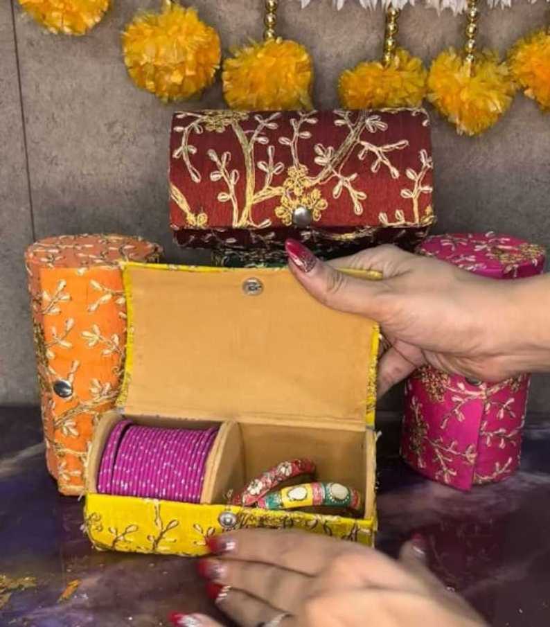 Traditional Colourful Bangle Boxes for Bridal Wedding Favor, Indian Bridal Bangle Organiser Box, Wedding Return Gift Favor Gift