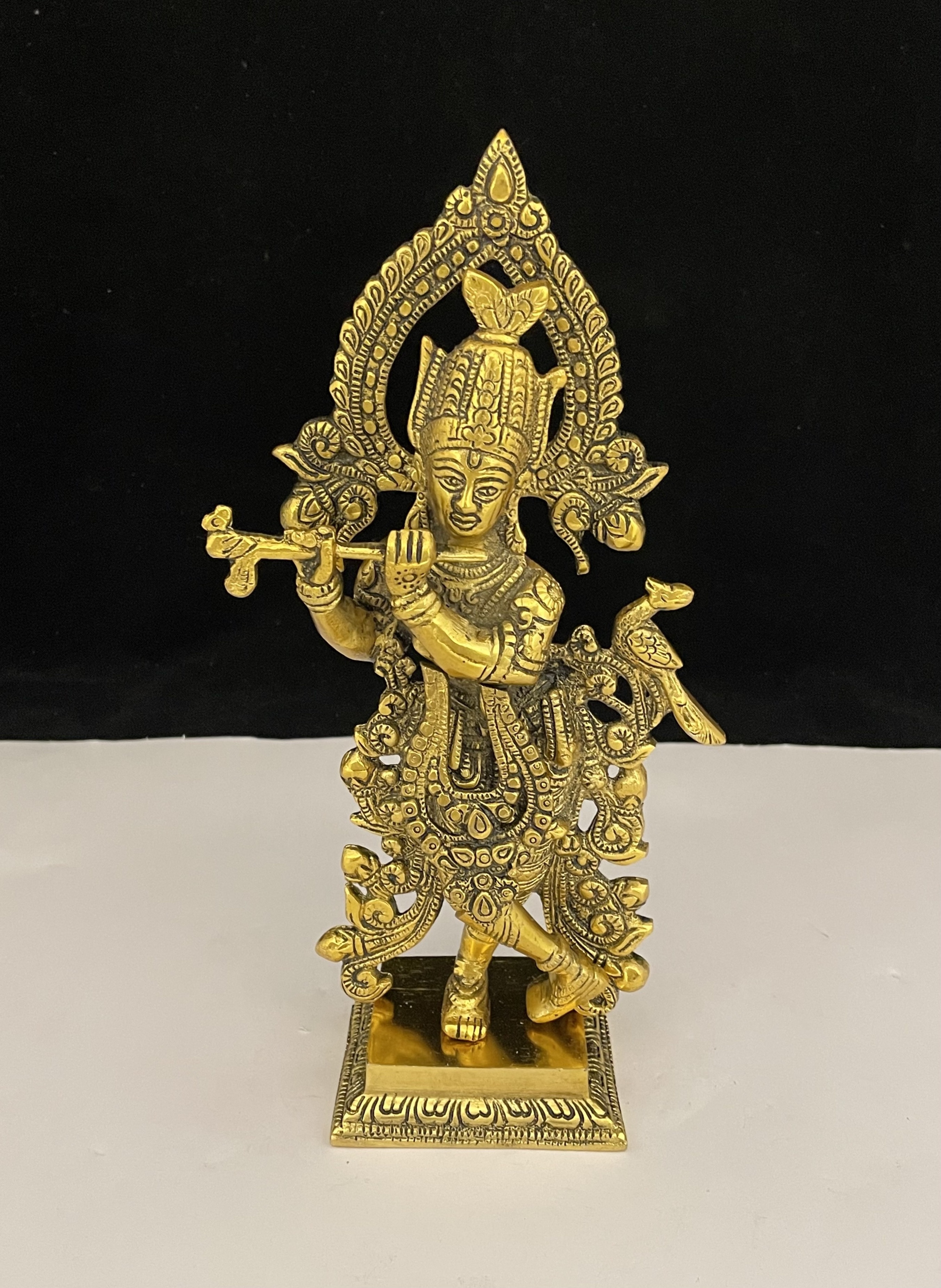 Handcrafted Metal Gold Plated Krishna Idol Statue Hindu God Sculpture Religious Gifts Item For Decoration And Gifting