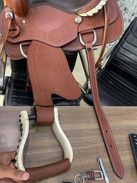 HORSE WESTERN SHOW SYNTHETIC RACING TRAIL SMART  SADDLE DOUBLE REINFORCED FIBERGLASS