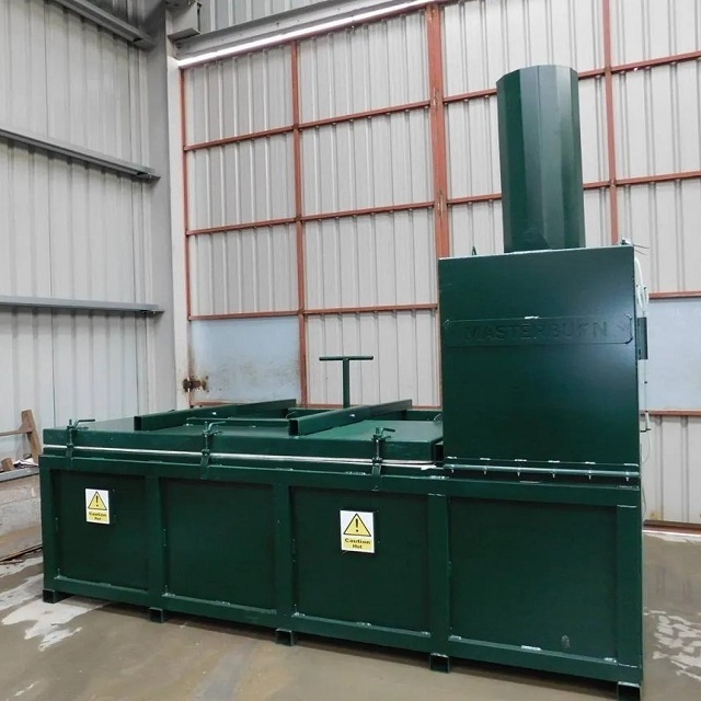 Directly factory animal cremation incinerator pet carcass waste burning machine dead poultry garbage incinerator