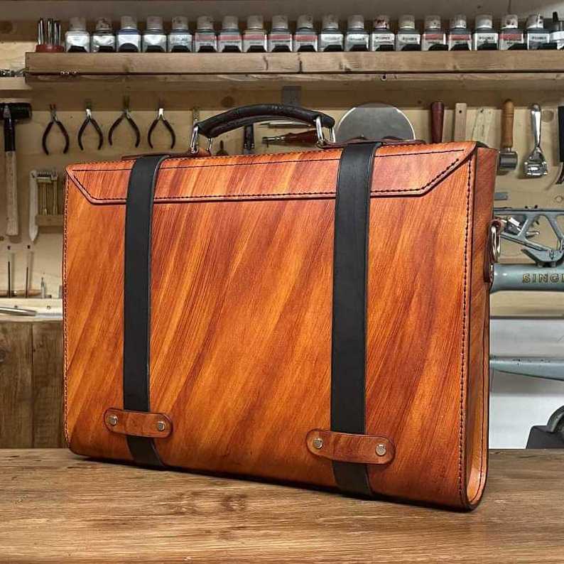 Western Briefcase Hand Tooled Laptop Bag Durable Men Fashion Leather Bag Full Grain Leather Gift Unisex Travel Bag 1pcs