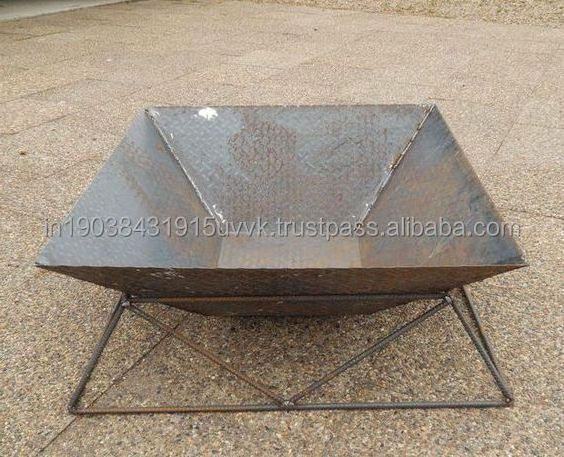 OEM ODM Customized Fire Pit With Abstract pattern Top Selling Made In India BBQ Grill Fire Pit For Indoor Outdoor uses