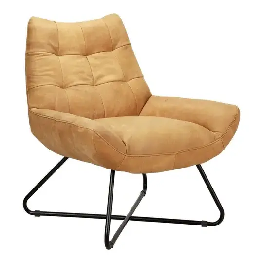 Modern Leather Lounge Chair With Black Legs and Armrests Stylish Accent Lounge Seating Best Quality Material