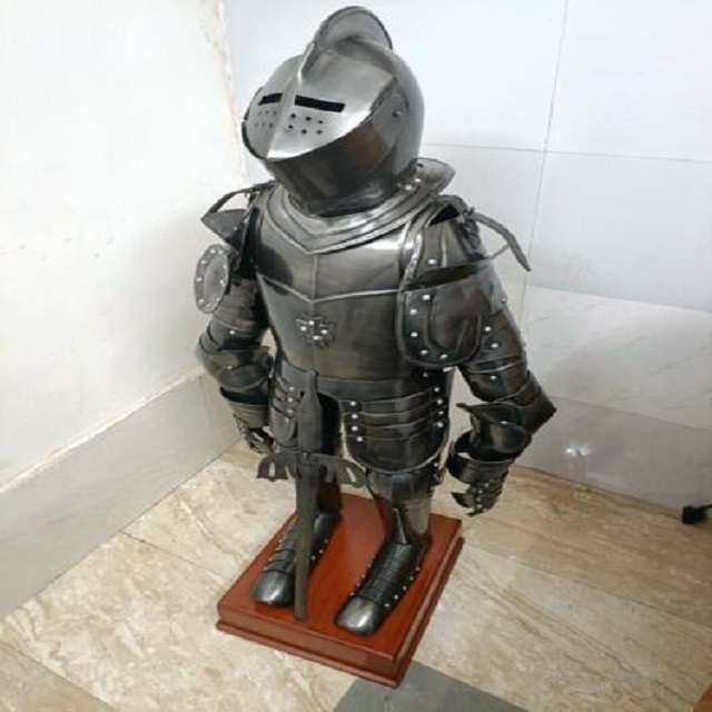 MEDIEVAL KNIGHT FULL METAL SUIT OF ARMOR Life Size - Restored Armours Antique Metal Medieval Armor / Knight Armor / Full Armor S