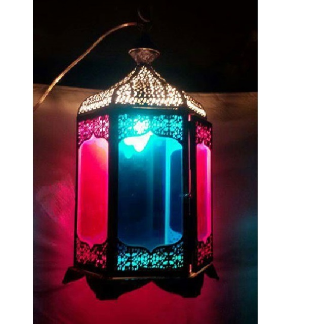 Wholesale New Designs Handicraft Iron Gold Shining Moroccan Lantern For Moroccan Decorative Home Decoration Best Quality