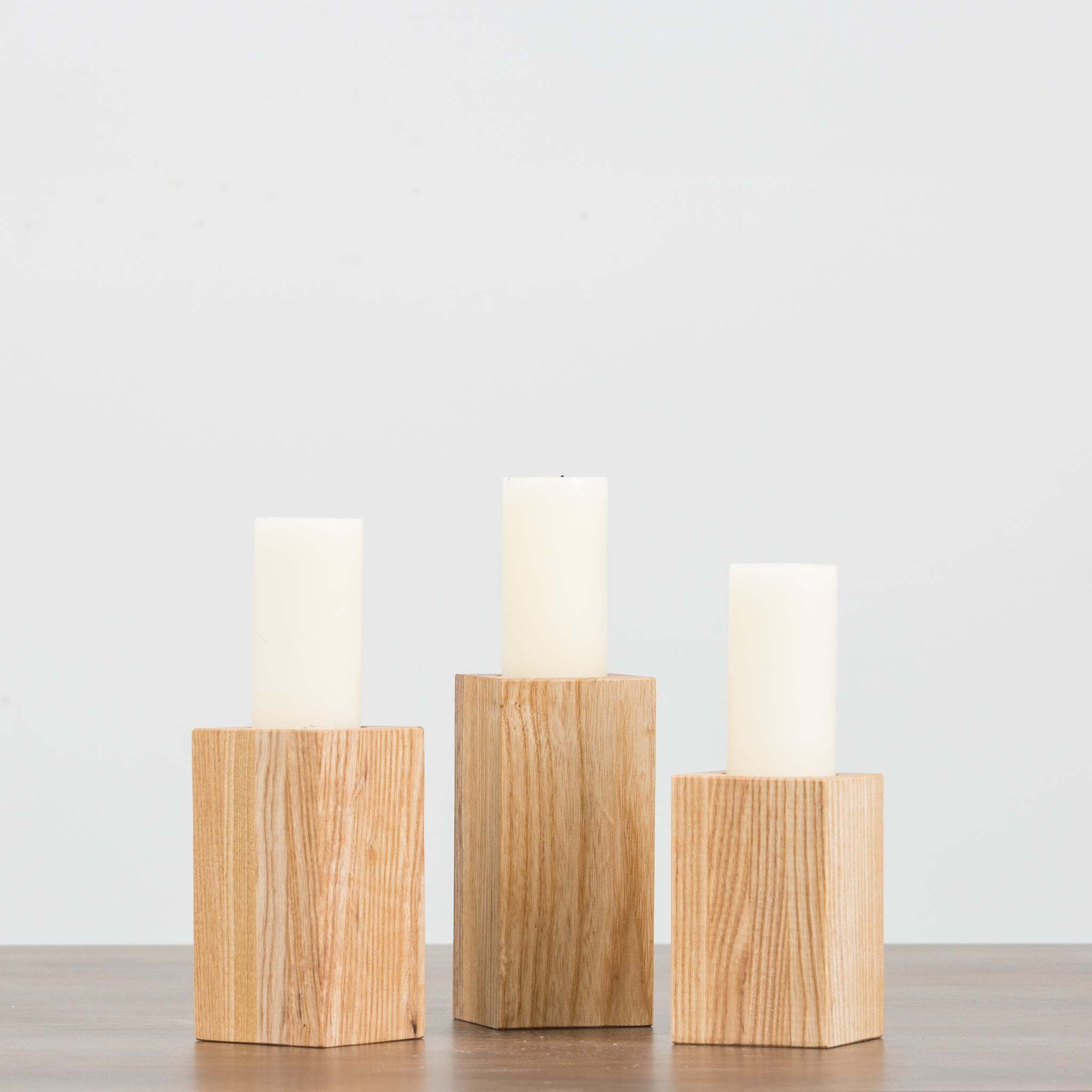 Top Design Wood candle holder pillar customized Shaped tealight candle holder manufacturer high quality