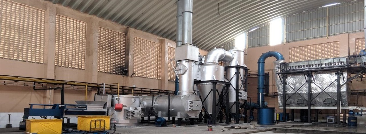 2023 Hot Selling Good Price Eco Friendly Solid Medical Waste Incinerators Liquid Waste Incinerator Available for Sale