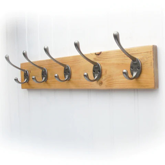 Excellent Quality Unique Design Wholesale Wooden Hand Carved Wall Decorative Hook 20X4 Inch for Bulk Purchase