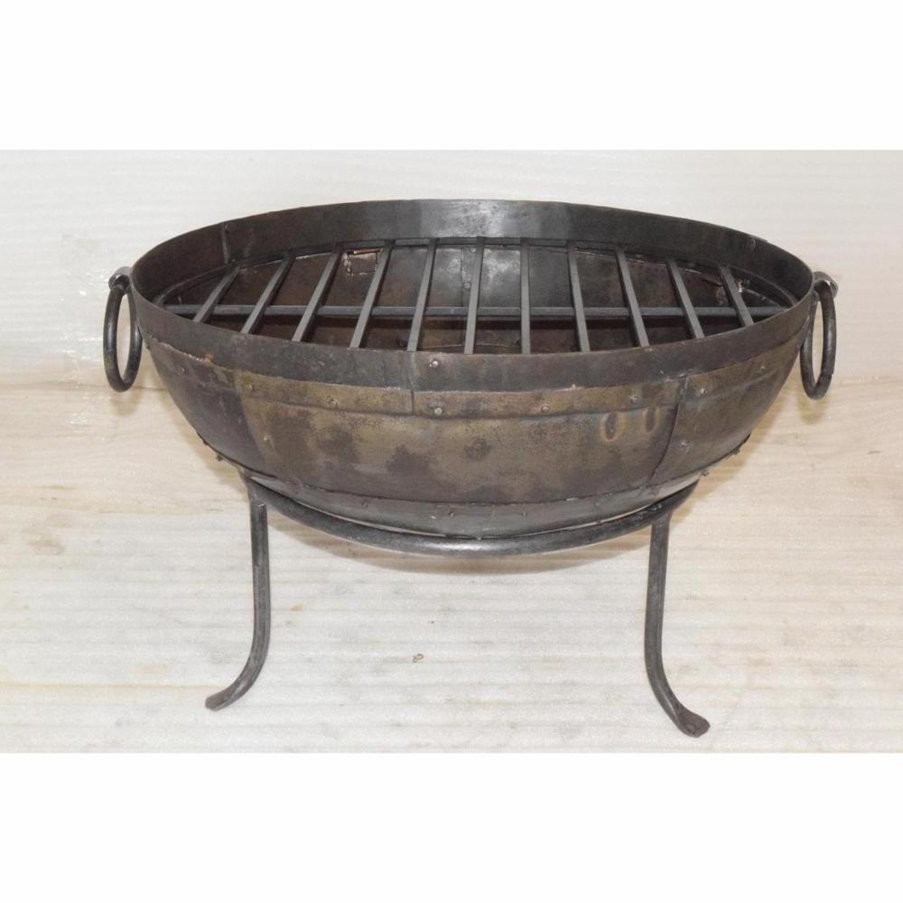 Industrial Vintage Furniture Antique Indian Look Black Metal Fire Pit Center Bone Fire with Stand for Hotel Bar and Restaurant