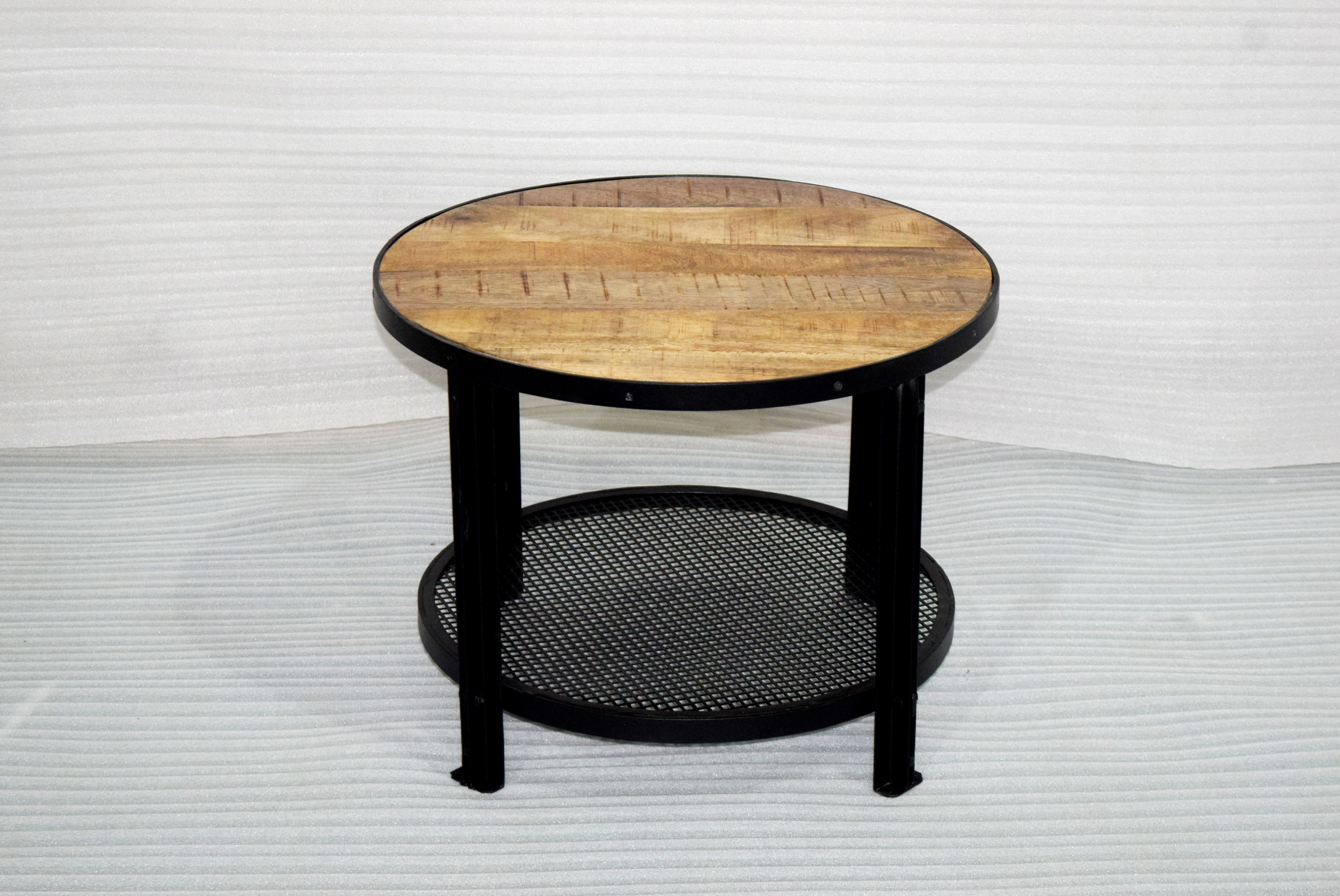 Best Selling Top Quality Indian Wooden Antique Industrial Round Top Center Coffee Table for Home Hotel and Restaurant