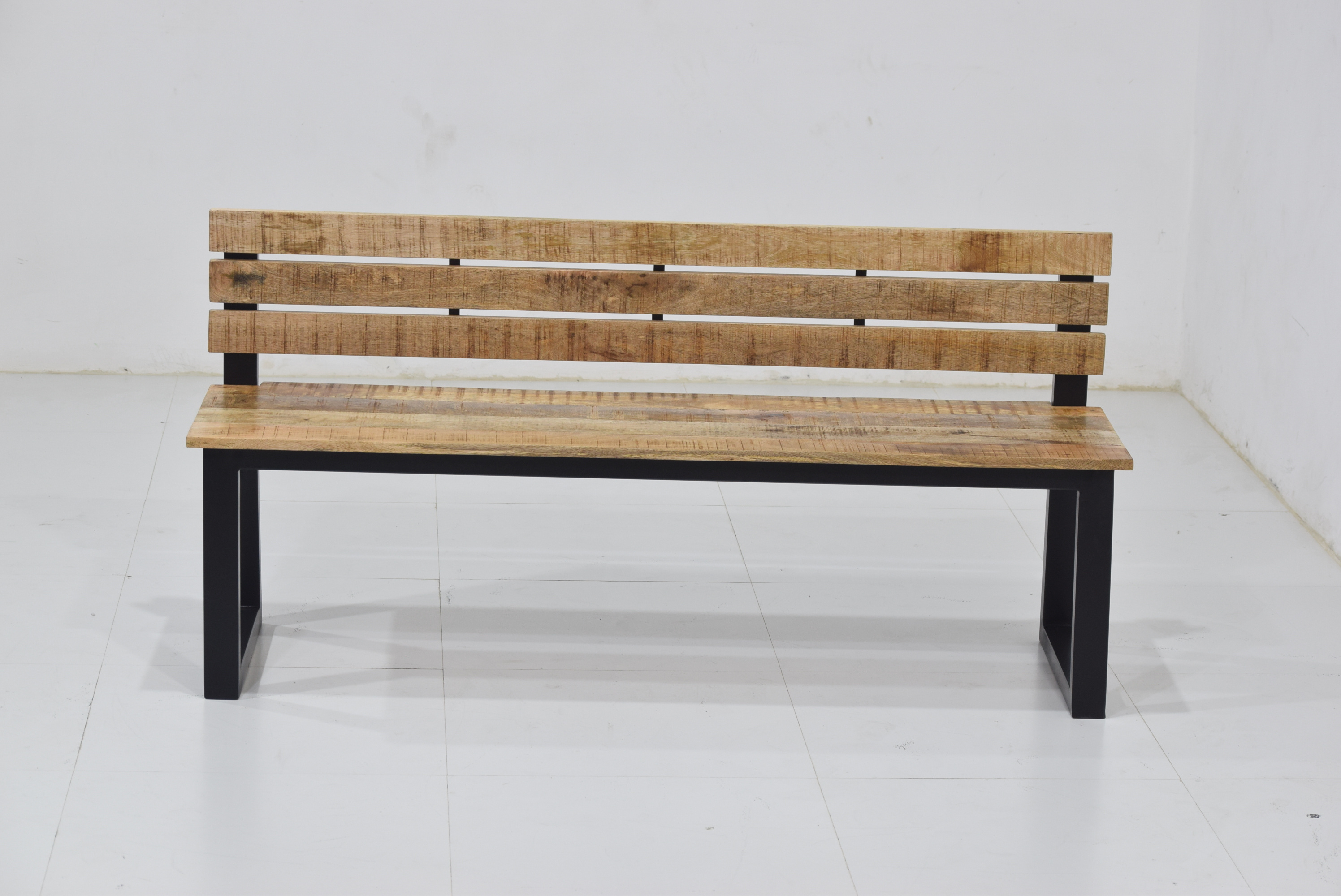 Industrial Style Natural Finish Mango Wooden Garden Bench with Metal Iron Legs Long Patio Bench for Home Garden and Parks