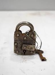 High quality old vintage Padlocks safety pad lock  cheap anti-theft Thin iron padlock with 2 keys