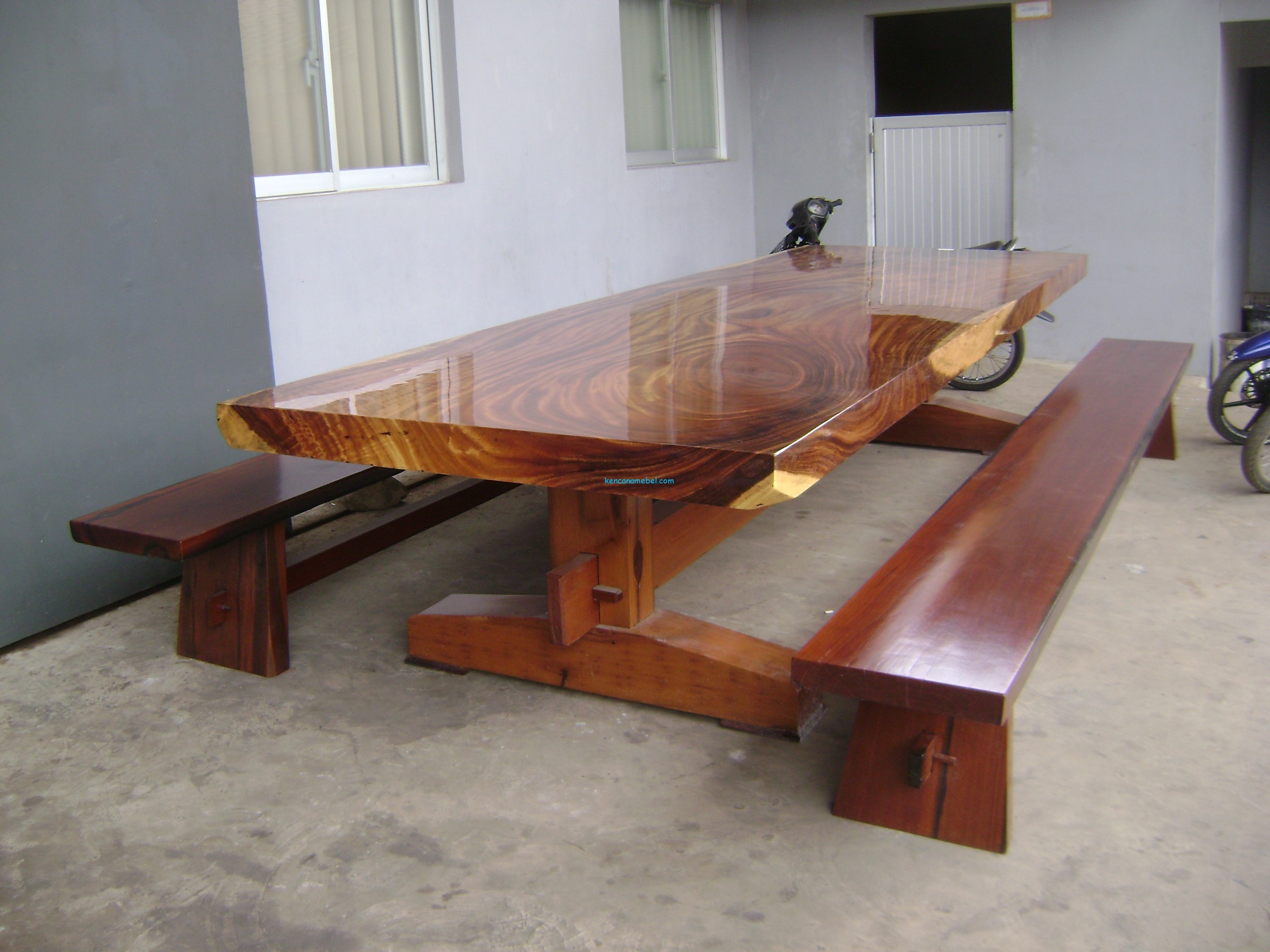 dining table set suar wood