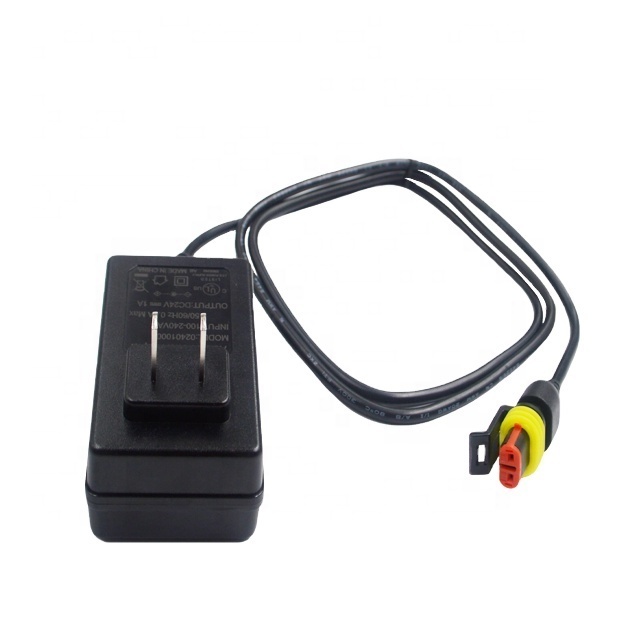 AMPHENOL AT06-2S-YEL female straight 2 pin cable to battery power connector