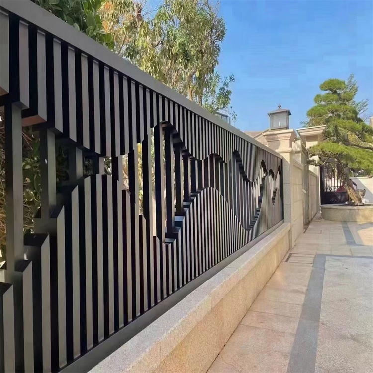 Factory Direct Customized Villa Courtyard Exterior Gate Door Aluminum Metal Railing Fence