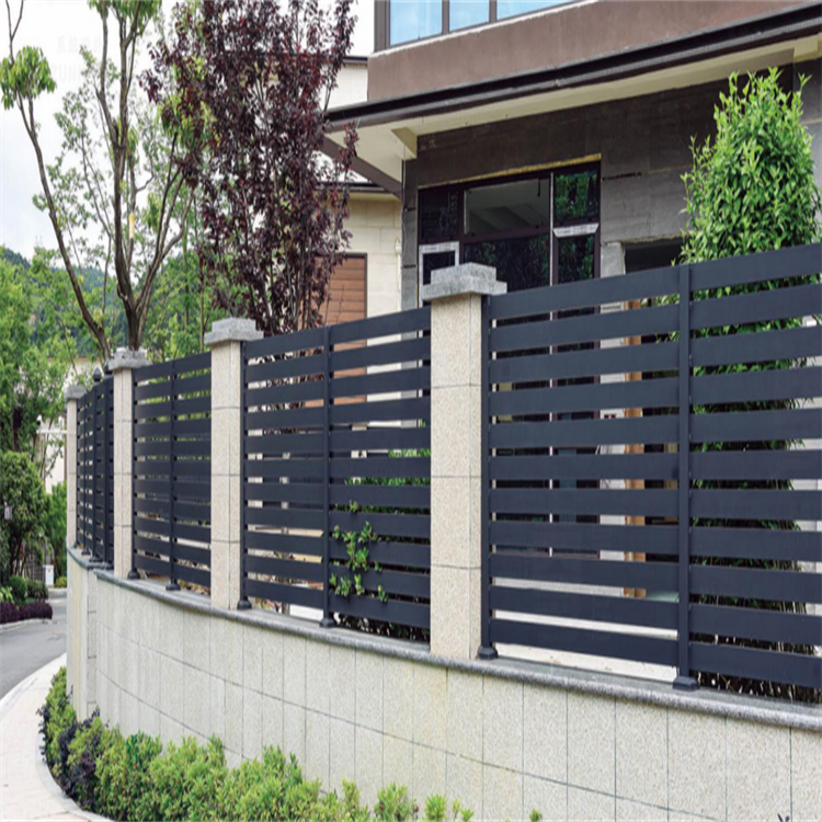 Factory Direct Customized Villa Courtyard Exterior Gate Door Aluminum Metal Railing Fence