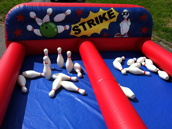 Outdoor Sport Game Inflatable 10 pin Bowling Alley,Inflatable Bowling Shooting Sports For Sale