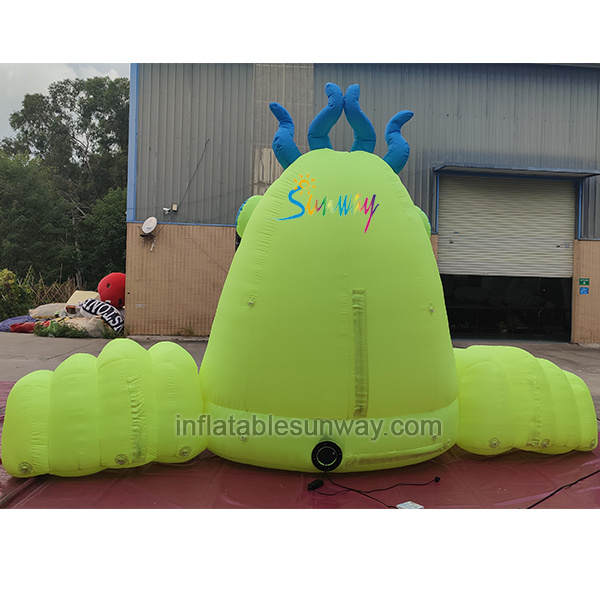 Customized Big Inflatable Halloween Advertising Roof Monster For Yard Decoration