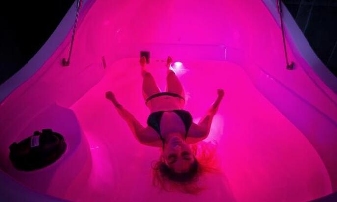 Popular sensory deprivation pool float tank SPA capsule sleeping pod healthy floating pod tank spa with Filtration System