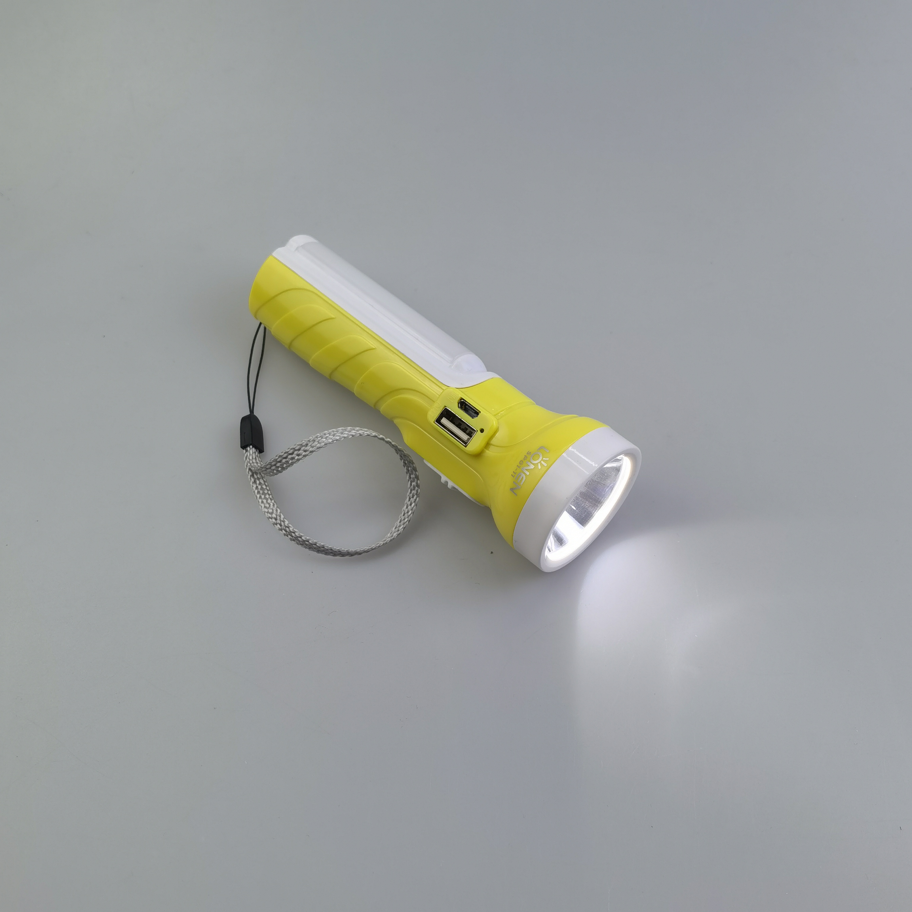 Portable Led Emergency Flashlight Power Bank for Emergency Situation and Outdoor with 2200mah Luminous Red White Lithium Battery