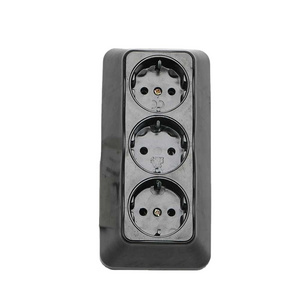 Pure black and pure white triple single flat plug popular good quality simple style good sales