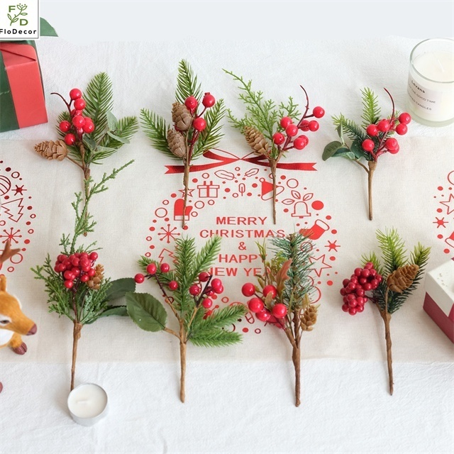 Artificial Pine Tree Plastic Cedar Spruce Leaf Branches With Red Berries For Wedding Party Home Outdoor Christmas Decoration