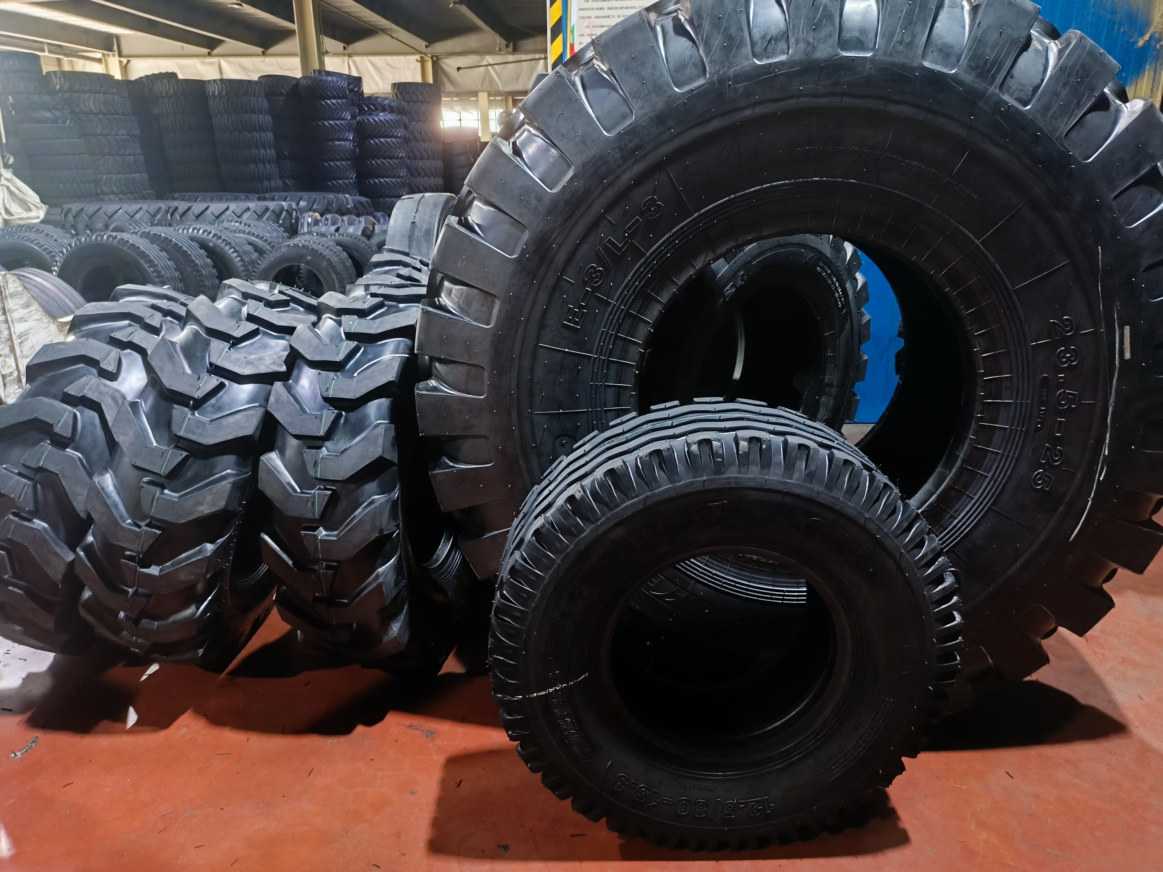 Wholesale 38 inch farm tyre 20.8-38 18.4-38 tractor tire 15.5-38 agricultural tractor tires