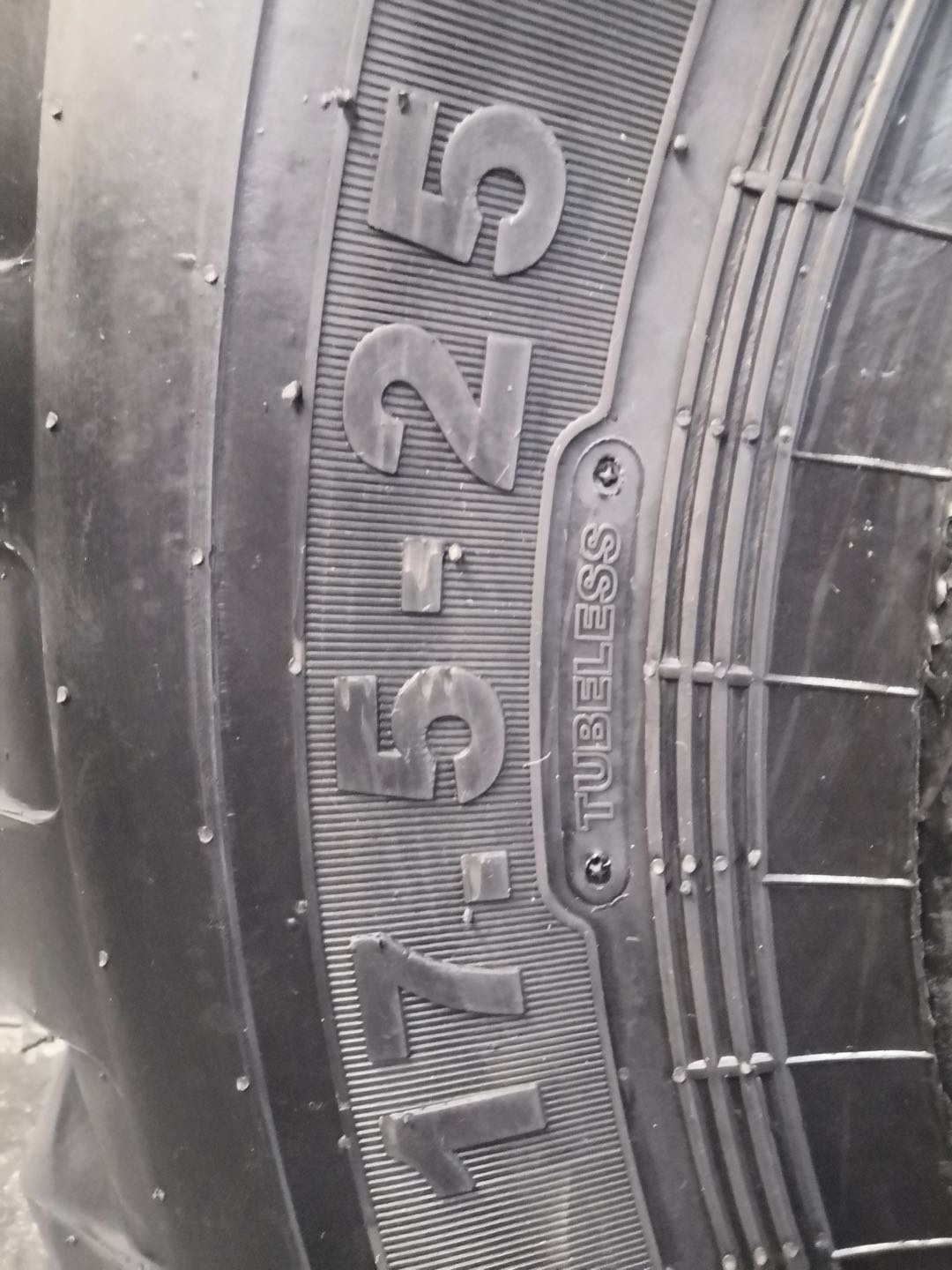 INKLIDA brand llantas OTR tyres grader otr tire 17.5-25 bias OTR tire 20.5-25