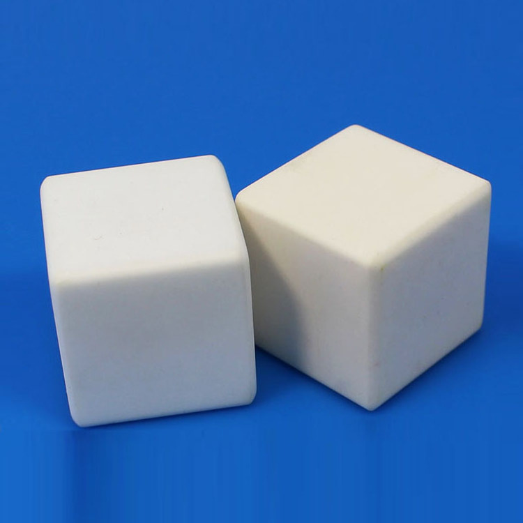 INNOVACERA Al2O3 Alumina Ceramic Pin Insulator Electrical Porcelain Insulator parts