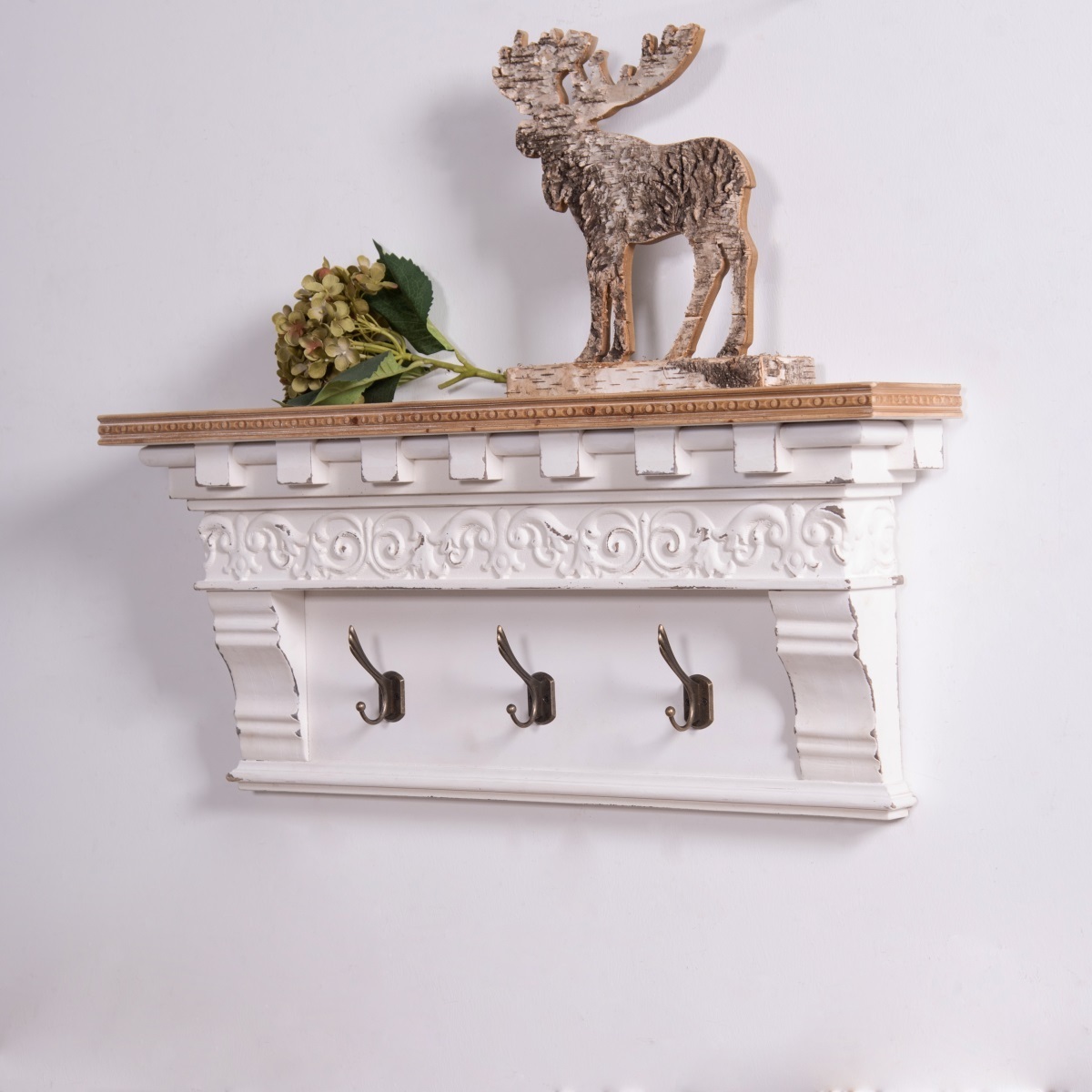 INNOVA Farmhouse Rustic Antique White Wall Mounted Wood Carved Home Decoration Storage Floating Shelf with hook