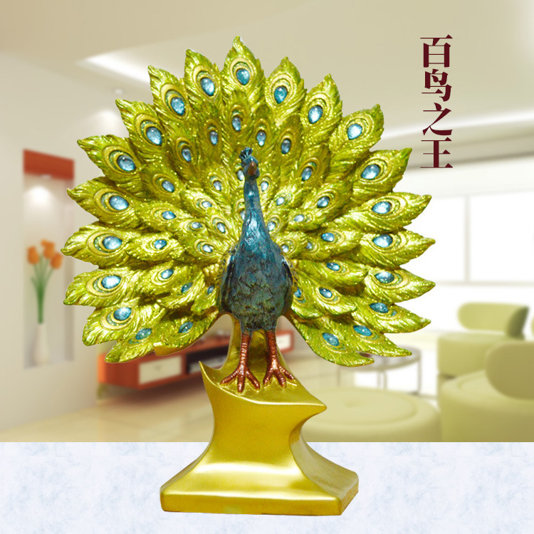 Creative Home Resin Craft Gifts for Couples Peacock Auspicious Decoration for Moving Home, Wedding Room, Living Room