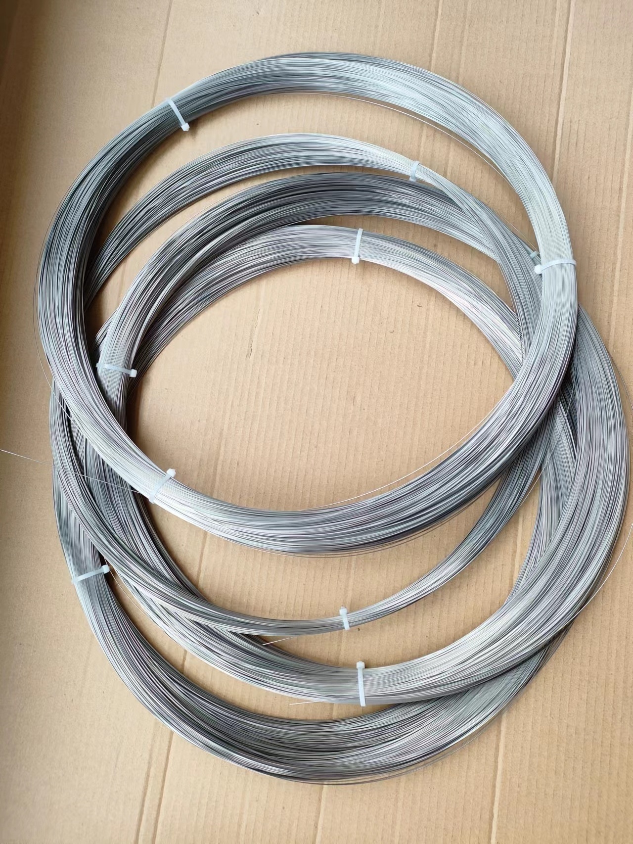 Nitinol Super Elastic and Shape Memory 0.08mm Nitinol Wire with Medical Grade