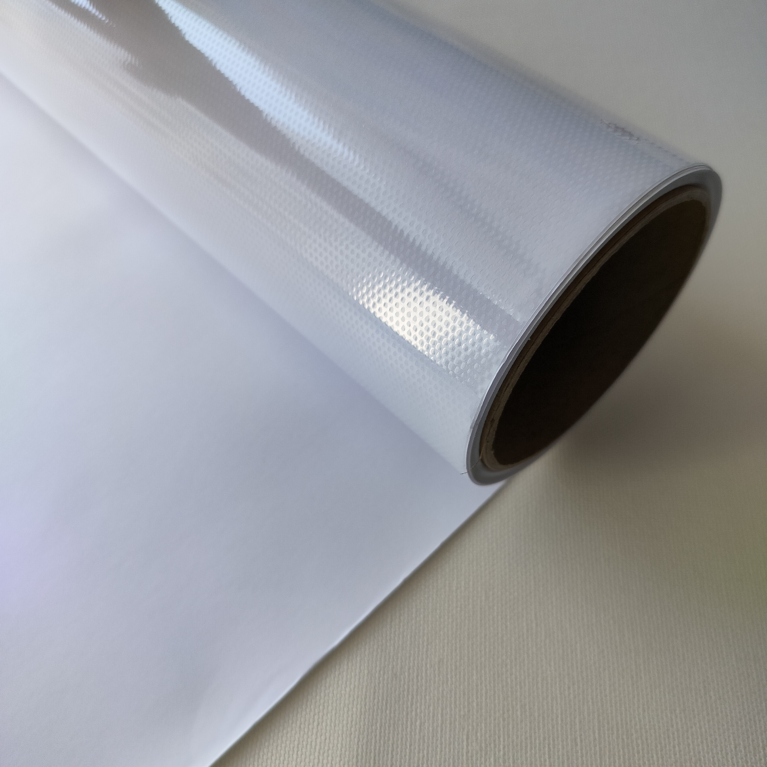 Factory Direct Sale 10S Adhesive Vinyl Advertising Inkjet PVC Self Adhesive Vinyl Roll